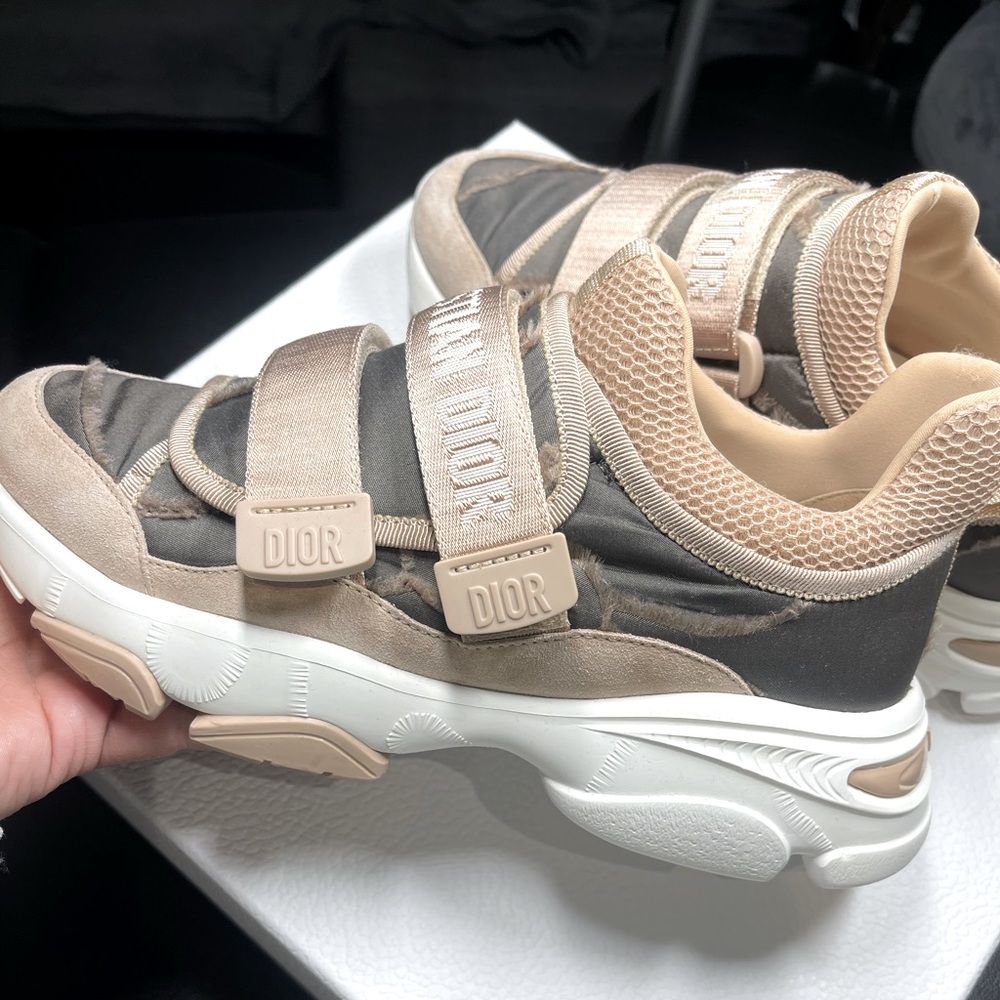 Christian Dior Womens Sneakers - size 36.5